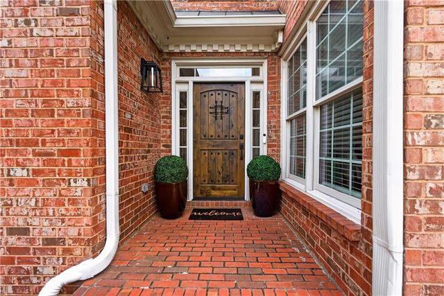 1725 Bucks Club Drive, Alpharetta, GA 30005
