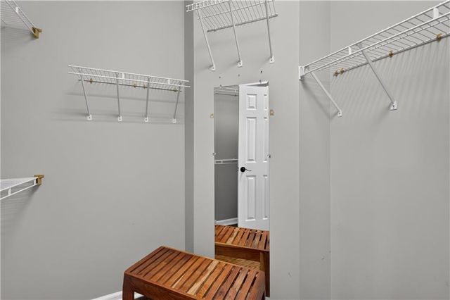 1725 Bucks Club Drive, Alpharetta, GA 30005