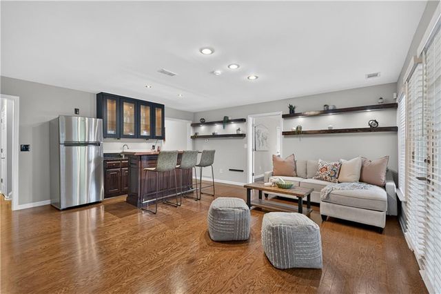 1725 Bucks Club Drive, Alpharetta, GA 30005