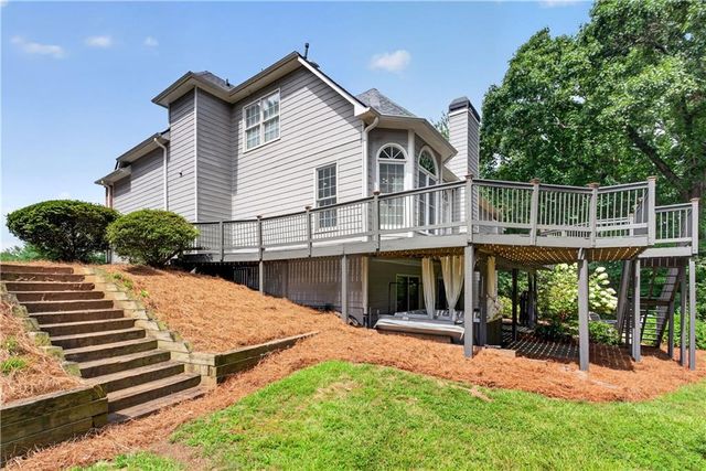 1725 Bucks Club Drive, Alpharetta, GA 30005