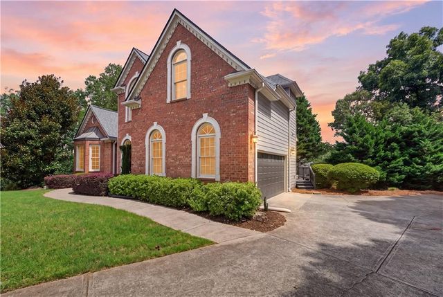 1725 Bucks Club Drive, Alpharetta, GA 30005