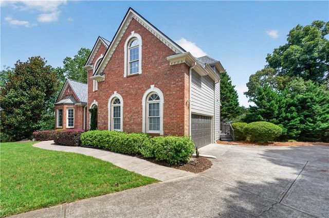 1725 Bucks Club Drive, Alpharetta, GA 30005