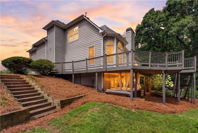 1725 Bucks Club Drive, Alpharetta, GA 30005
