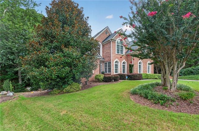 1725 Bucks Club Drive, Alpharetta, GA 30005