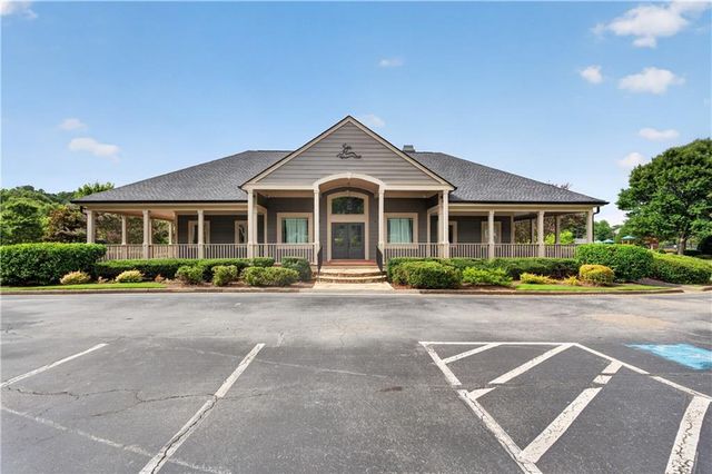 1725 Bucks Club Drive, Alpharetta, GA 30005