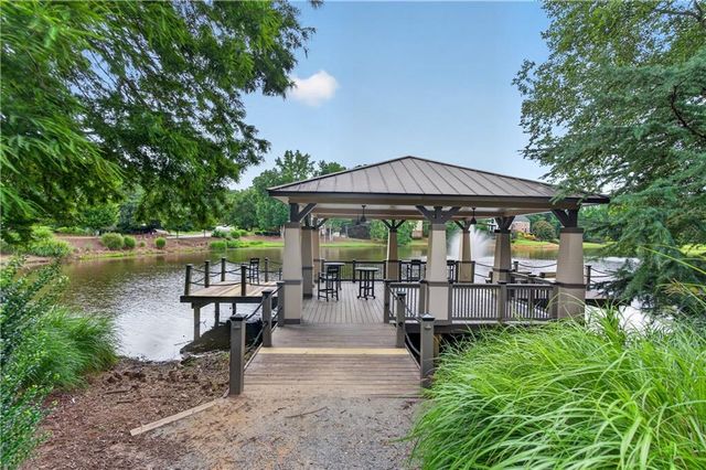 1725 Bucks Club Drive, Alpharetta, GA 30005