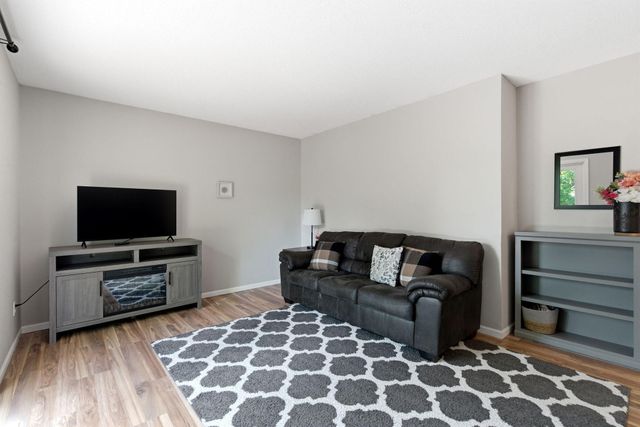 18027 Macon Street NW, Elk River, MN 55330