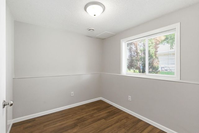 18027 Macon Street NW, Elk River, MN 55330