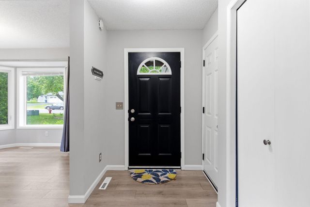 18027 Macon Street NW, Elk River, MN 55330