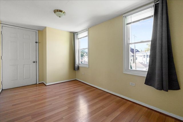 4148 N Central Park Avenue 2, Chicago, IL 60618