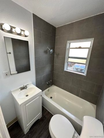 4225 Central Avenue, San Diego, CA 92105