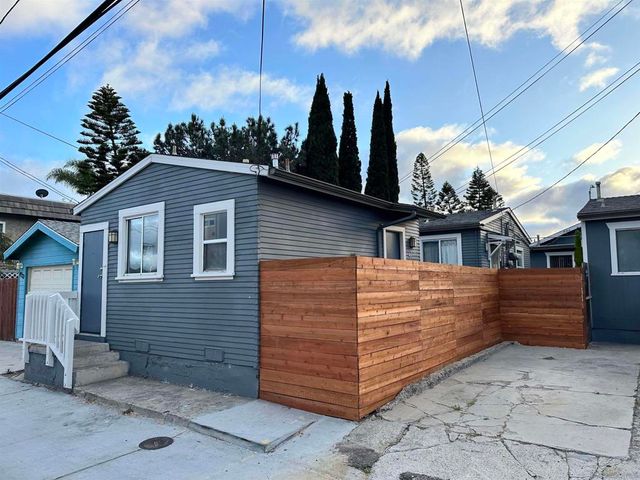 4225 Central Avenue, San Diego, CA 92105