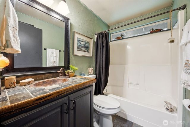 54611 E 278th Avenue, Ashford, WA 98304