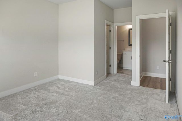 21779 Natures Cove Drive, Athens, AL 35613