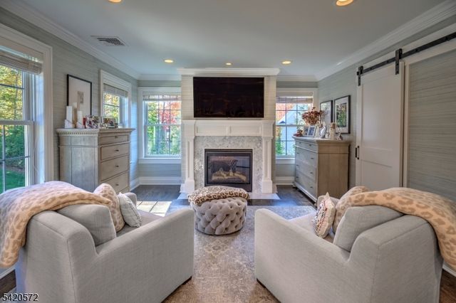 3 Meadow Ct, Madison Boro, NJ 07940