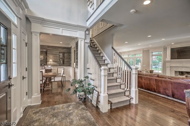 3 Meadow Ct, Madison Boro, NJ 07940