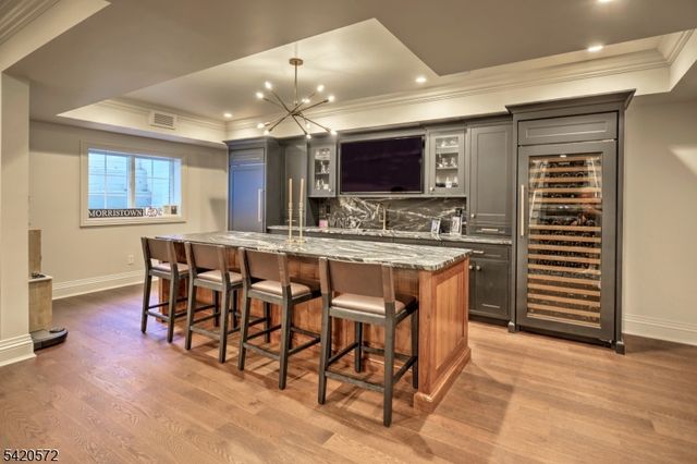 3 Meadow Ct, Madison Boro, NJ 07940