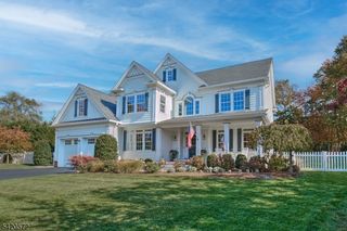 3 Meadow Ct, Madison Boro, NJ 07940