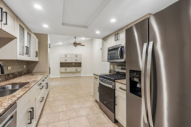 1924 Calla Drive, Joliet, IL 60435