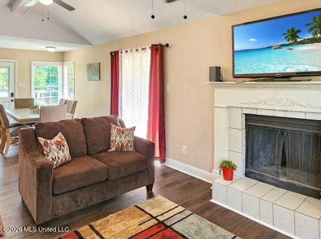 9360 Lark Street, Bay Saint Louis, MS 39520