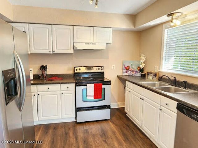 9360 Lark Street, Bay Saint Louis, MS 39520