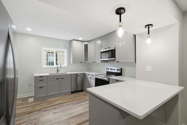 829 1st Street, Saint Paul Park, MN 55071