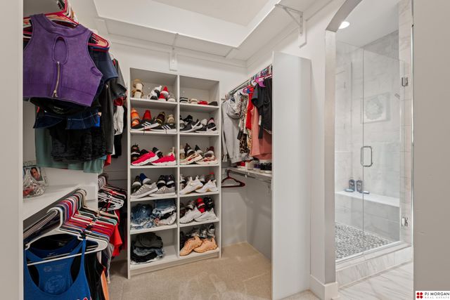 1710 N 197 Street, Elkhorn, NE 68022