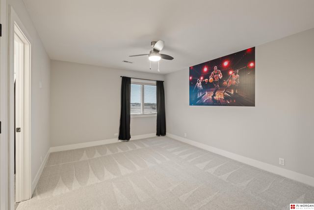 1710 N 197 Street, Elkhorn, NE 68022