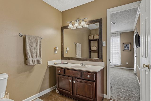 1712 Murray Creek Drive, Jonesboro, AR 72405