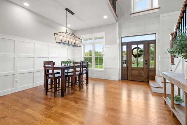 7 Stanley Ln, Carver, MA 02330