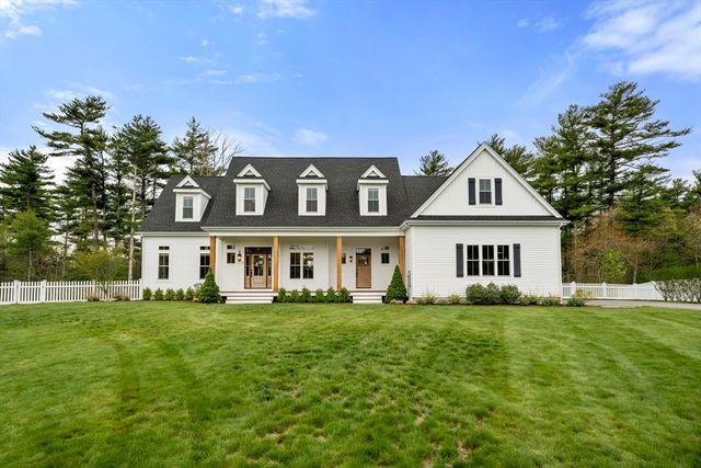 7 Stanley Ln, Carver, MA 02330