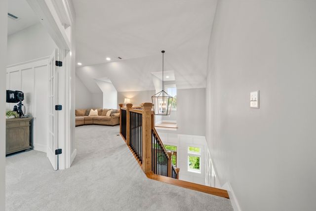 7 Stanley Ln, Carver, MA 02330