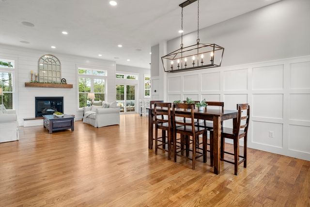 7 Stanley Ln, Carver, MA 02330