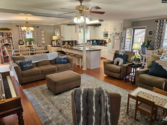 945 Brookfield Drive, West Columbia, SC 29172