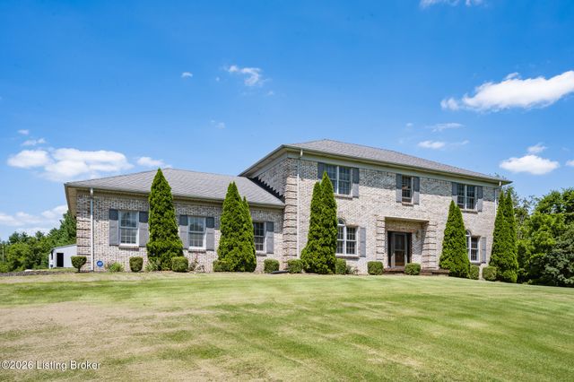 2005 Old Sorrell Ln, La Grange, KY 40031