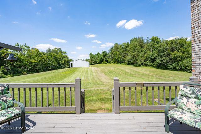 2005 Old Sorrell Ln, La Grange, KY 40031
