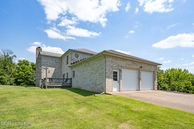2005 Old Sorrell Ln, La Grange, KY 40031