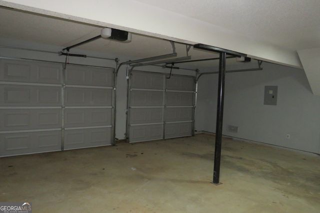 2060 BEDFORD Court, Lithonia, GA 30058