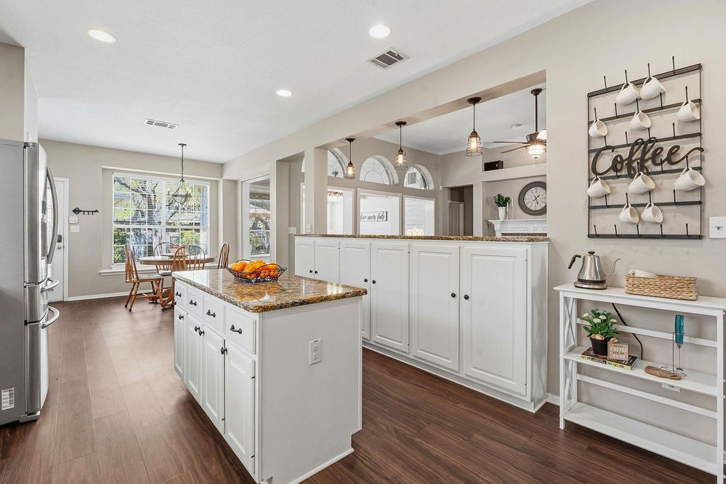 17104 Poncho Springs LN, Austin, TX 78717