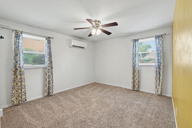 6656 Beacon Ln, Nashville, TN 37209