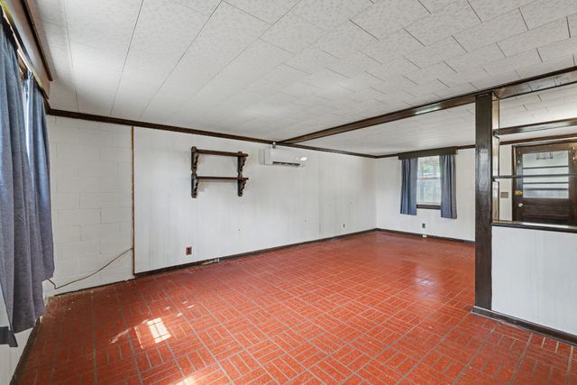 6656 Beacon Ln, Nashville, TN 37209