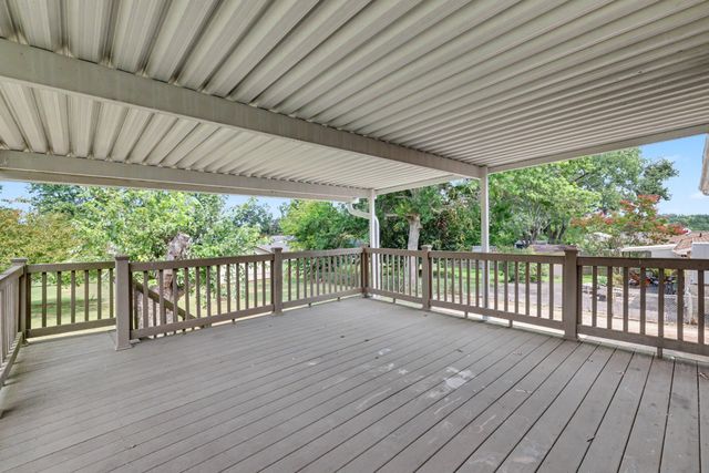 6656 Beacon Ln, Nashville, TN 37209