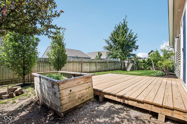 6627 Mayapple Drive, Pendleton, IN 46064