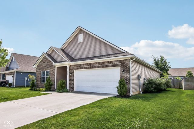 6627 Mayapple Drive, Pendleton, IN 46064