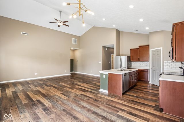 6627 Mayapple Drive, Pendleton, IN 46064