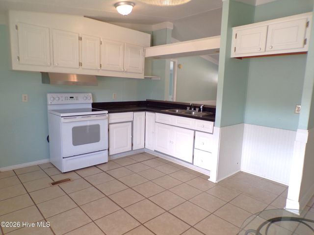 376 Midway Drive, Chadbourn, NC 28431