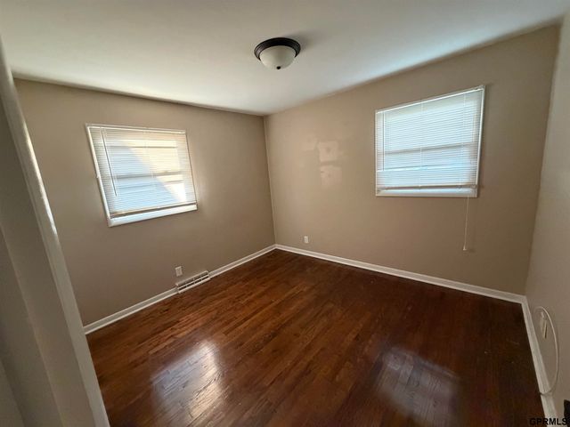 5141 N 72nd Street, Lincoln, NE 68507