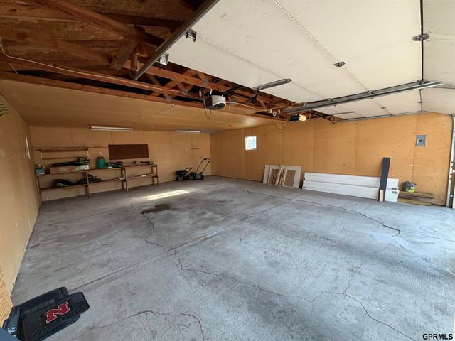 5141 N 72nd Street, Lincoln, NE 68507