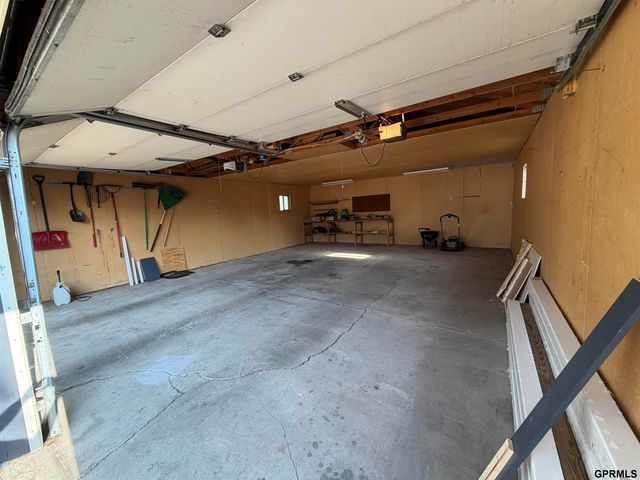 5141 N 72nd Street, Lincoln, NE 68507