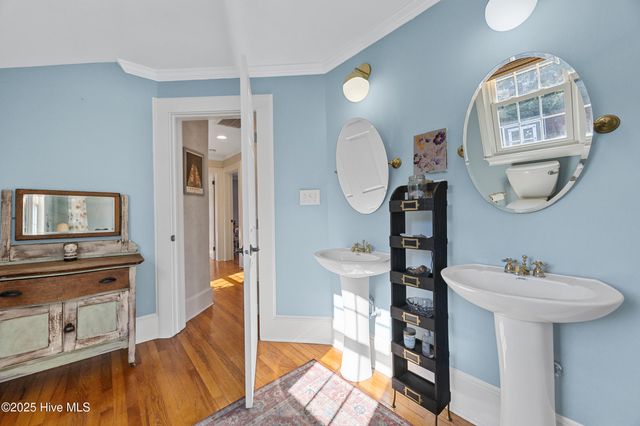 2610 Oleander Drive, Wilmington, NC 28403